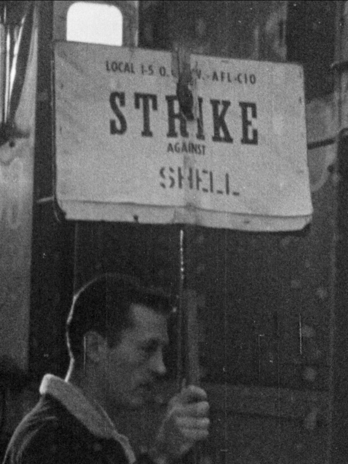 Union a.k.a. Oil Strike a.k.a. Richmond Oil Strike (Newsreel #25)